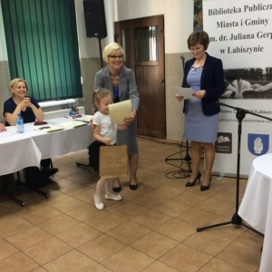 "Biblioteka inspiruje" - XIII  Gminny Konkurs "Pięknego czytania". 12.05.2016 r.